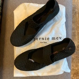 Bernie Mev platform wedges-closed toe-size 39